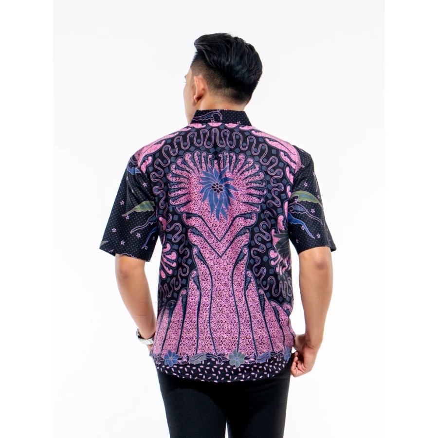 img-GITARJA UNGU 1 Kemeja Batik Pria Solo Lengan Pendek Lapis Furing BY BATIKSOLOAMANAH-2