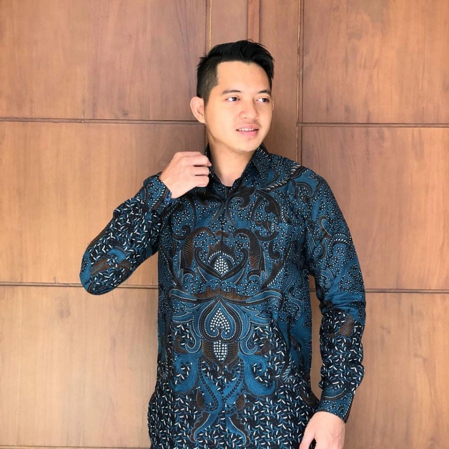 cover-Batik DRAJAT Pria Kerah Kemeja Kanaya Bahan Katun Halus Lapis Furing BY BATIKSOLOAMANAH-1