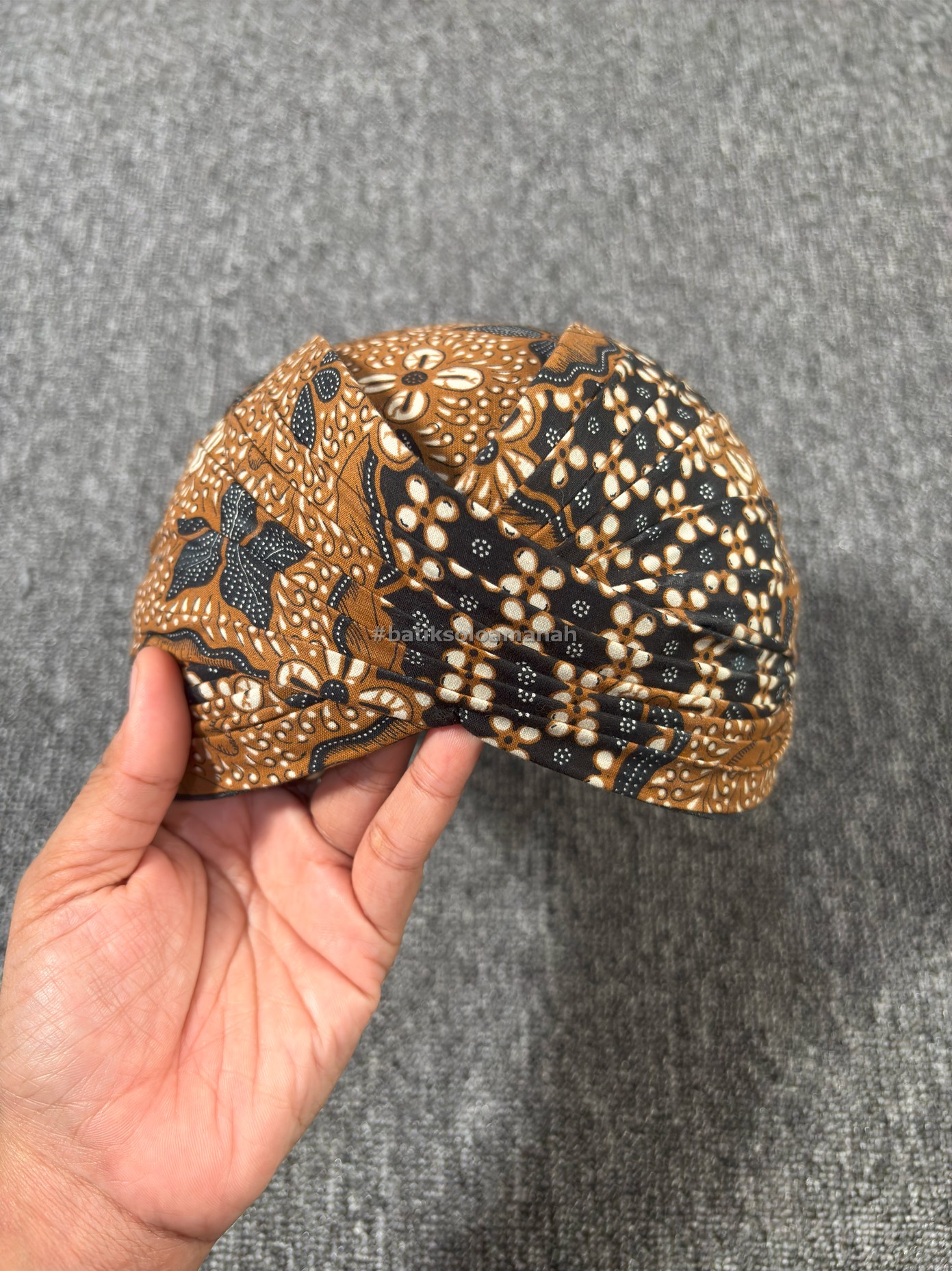 cover-BLANGKON JOGJA COKLAT PREMIUM BATIKSOLOAMANAH DEWASA-1