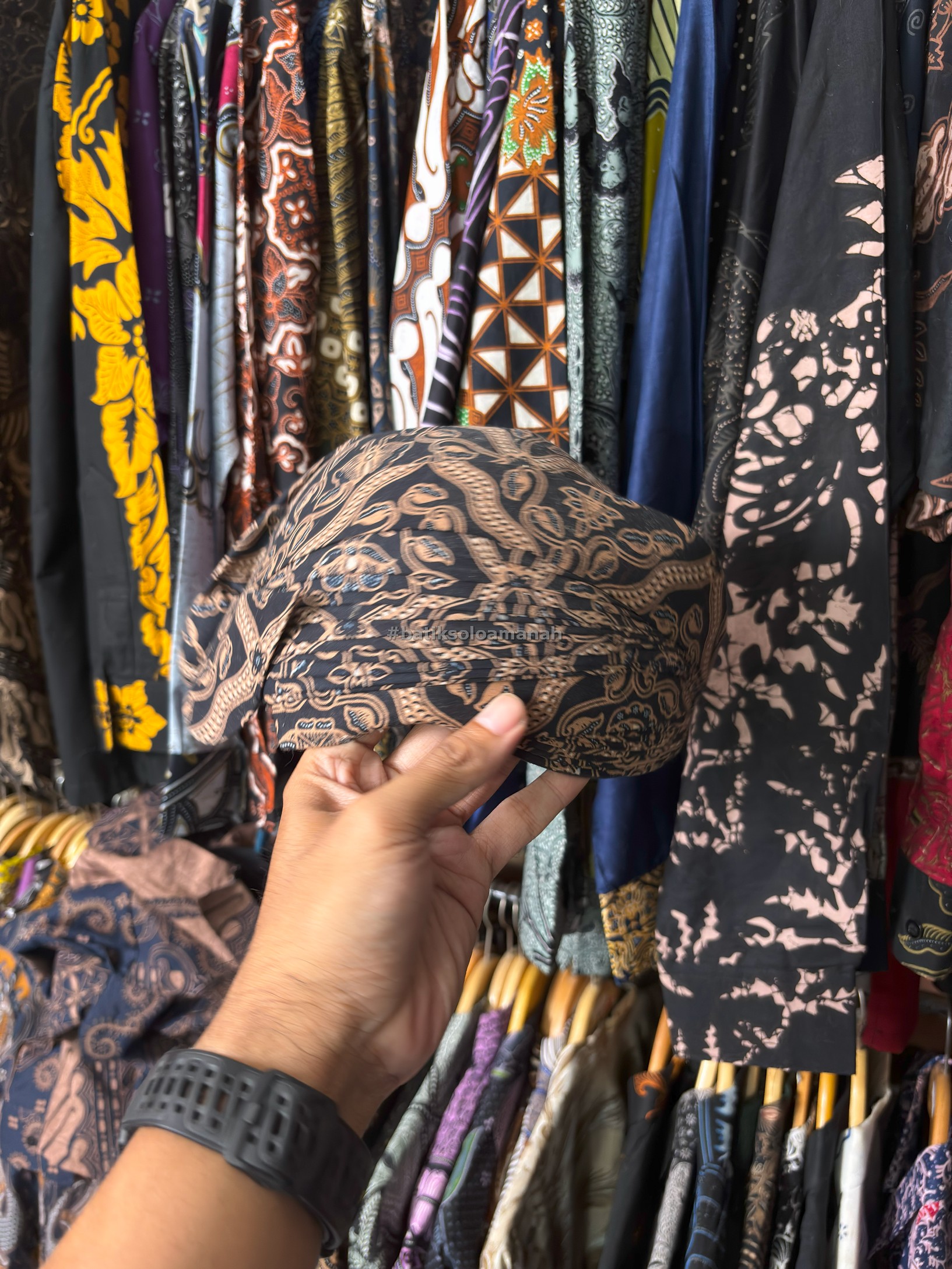 img-BLANGKON SOLO ALUSAN SIDOASIH COKLAT HITAM-4