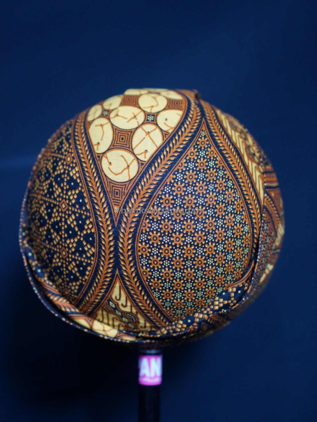 BLANGKON SOLO MOTIF SIDO DRAJAD COKLAT